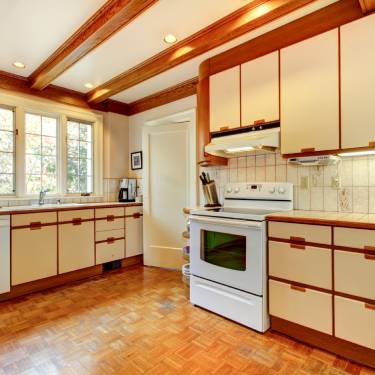 Easy Ways To Upgrade an Outdated Kitchen