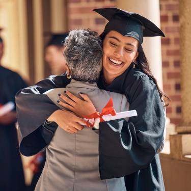 4 Meaningful Graduation Gifts To Give to a Loved One