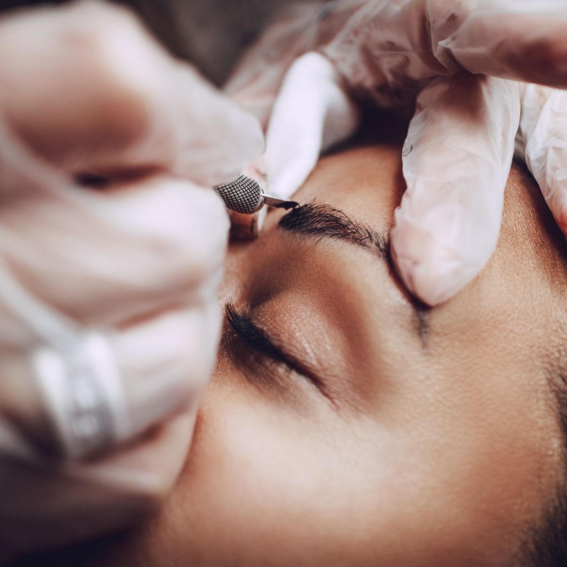 What Are the Best Eyebrow Treatments for Clients?