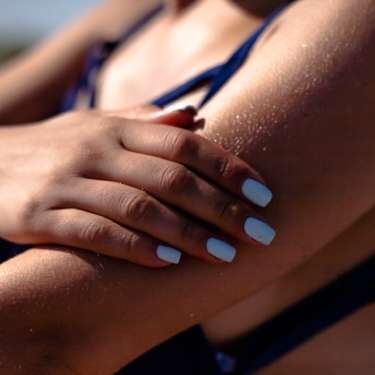 Tips and Tricks for Applying Tanning Lotion