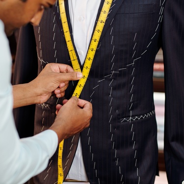 Common Bespoke Suit Mistakes You Must Avoid